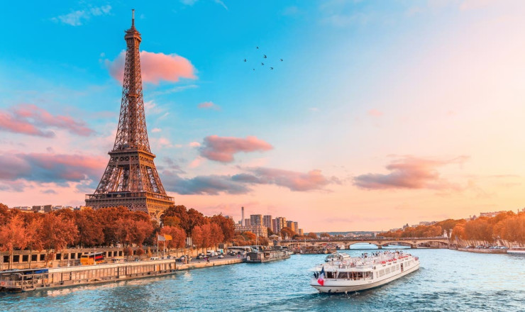 GLIMPSES OF EUROPE